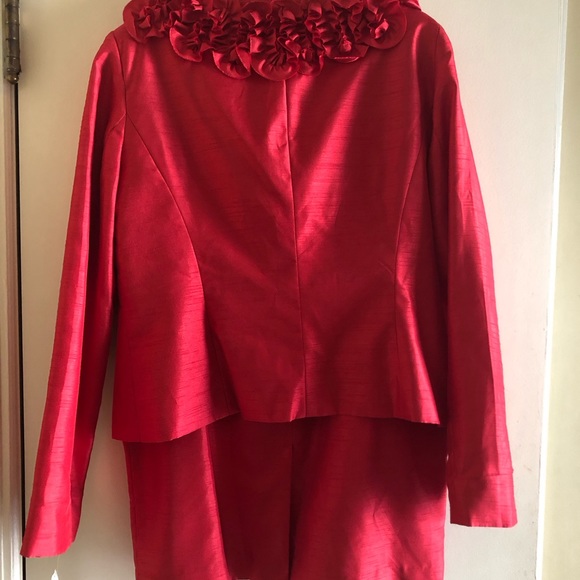 NWT Red suit - Picture 2 of 7